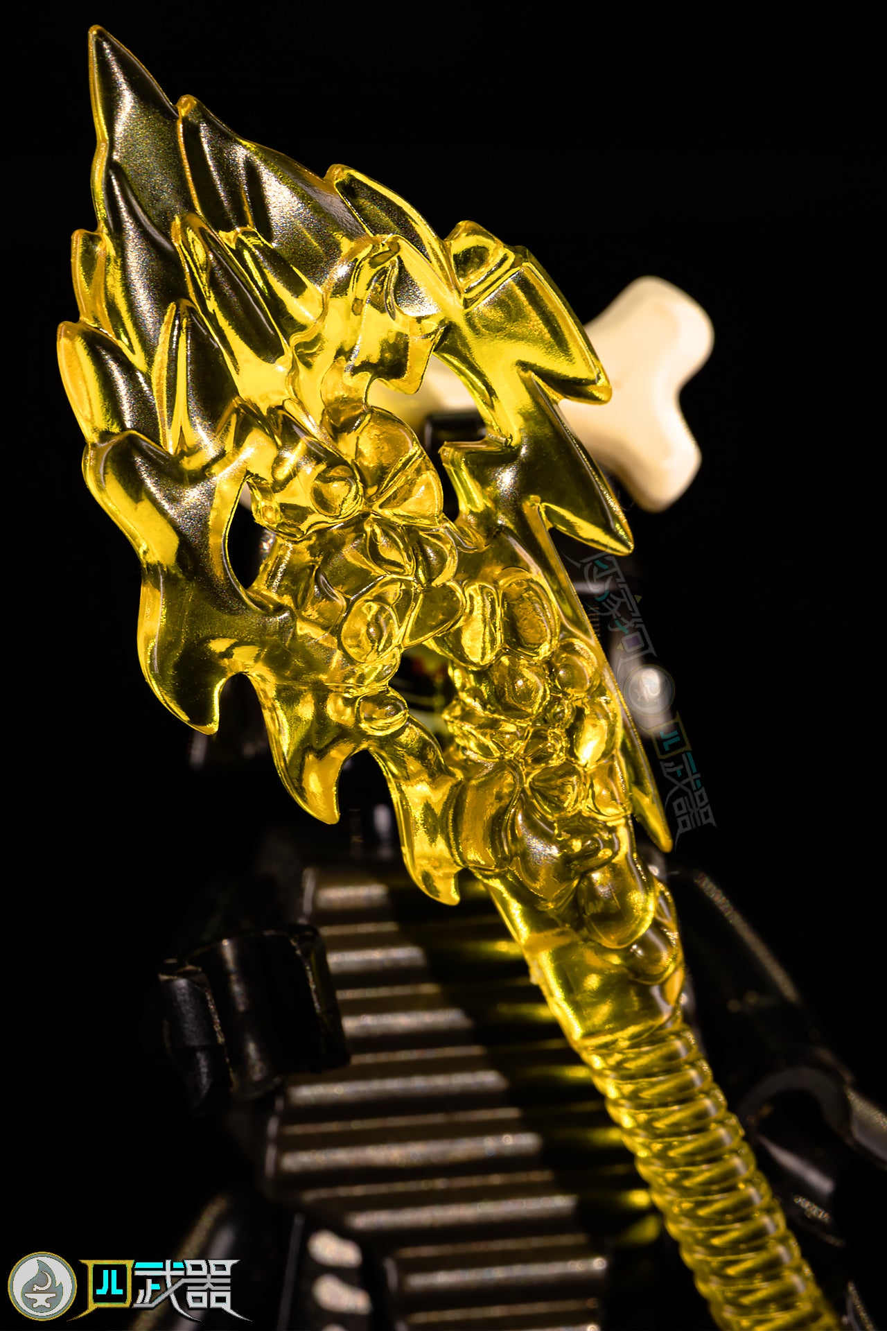 Golden Weapons